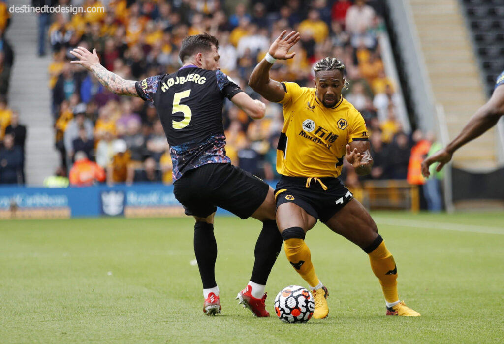 Adama Traore ยิงคว้าชัยชนะให้กับ Wolves Adama Traore กระตุ้นความหวังในการอยู่รอดของ Wolves และสร้างความเสียหายให้กับความฝัน